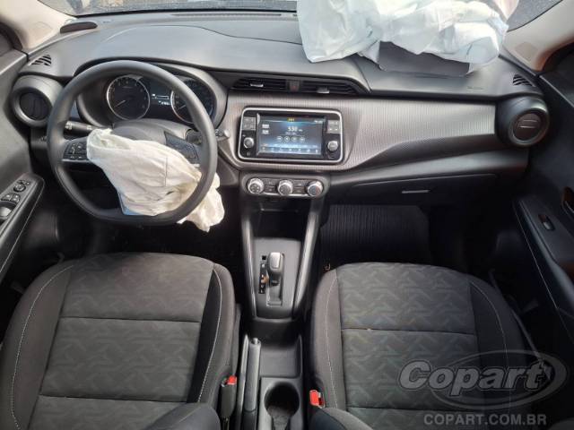 2025 NISSAN Kicks Play 