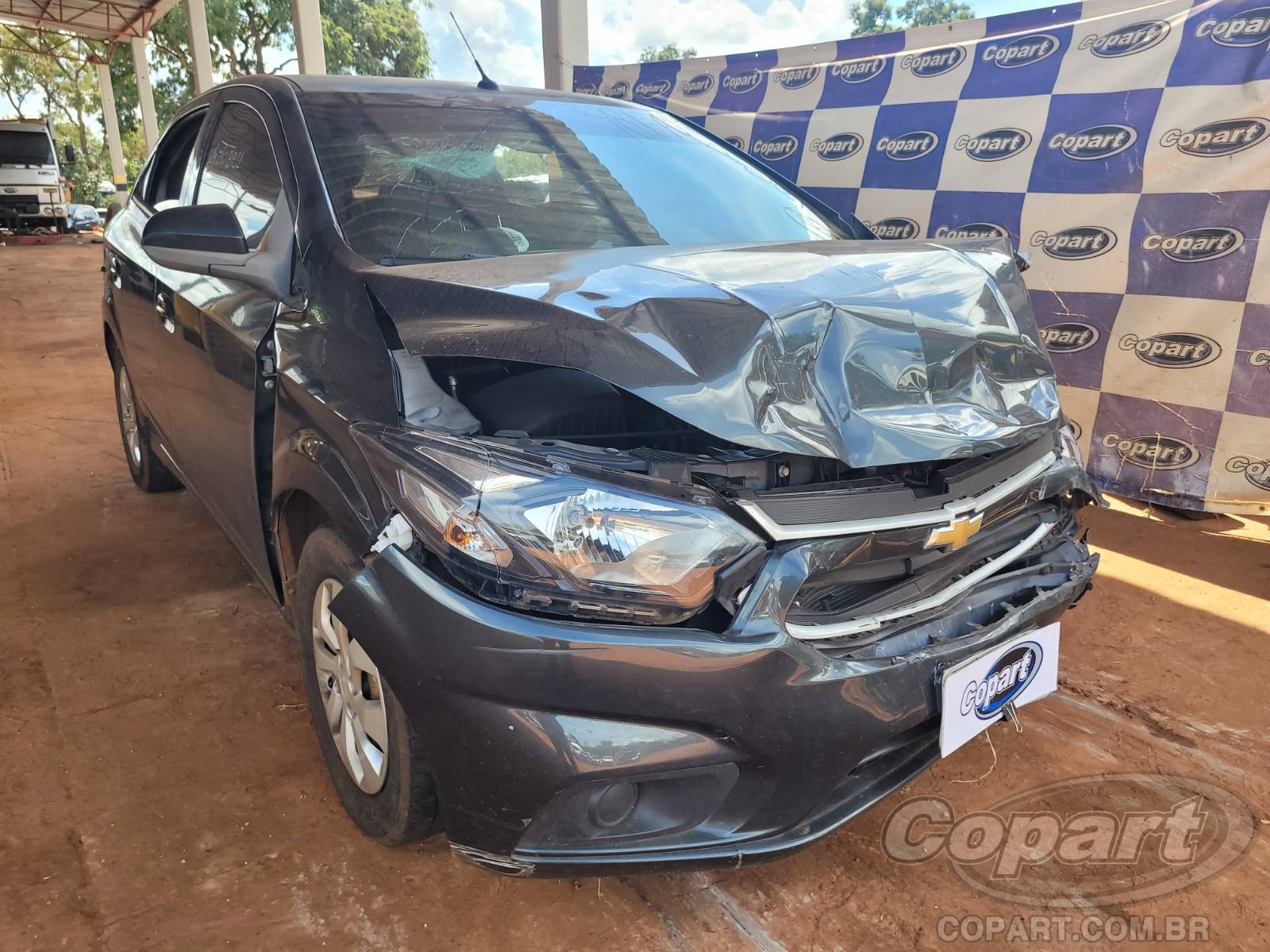 Veículo GM - Chevrolet Onix Chevrolet Onix LT 1.0 Eco 2018 Colisão Média Monta 2018 em leilão