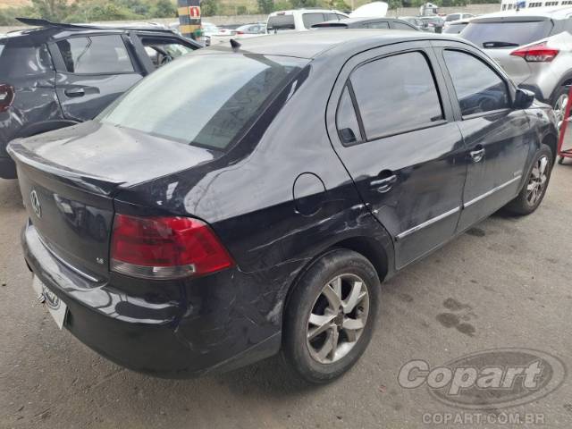 2010 VOLKSWAGEN VOYAGE 