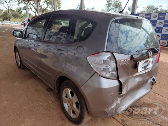 2010 HONDA FIT 