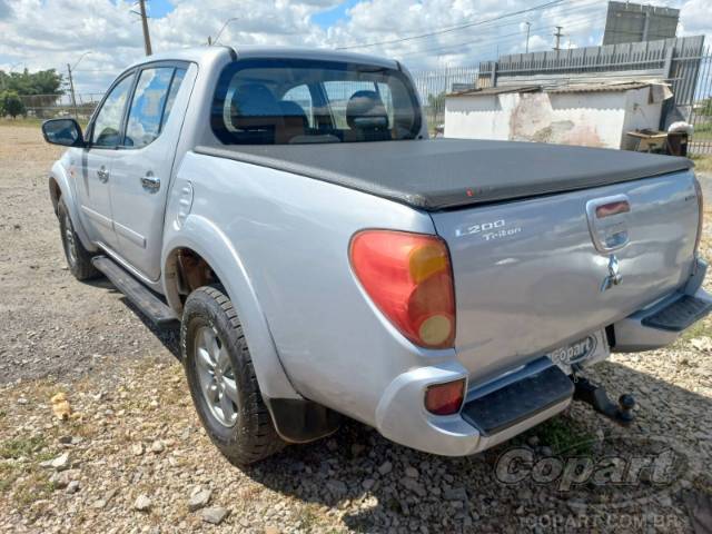 2013 MITSUBISHI L200 TRITON 