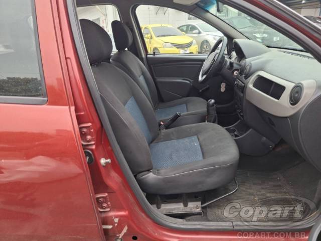 2009 RENAULT SANDERO 