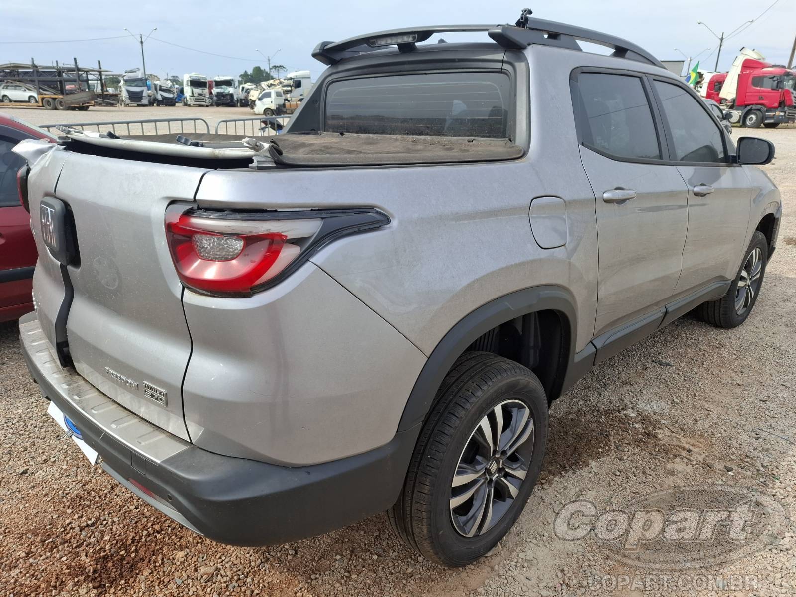 2025 FIAT TORO — foto 4 de 10