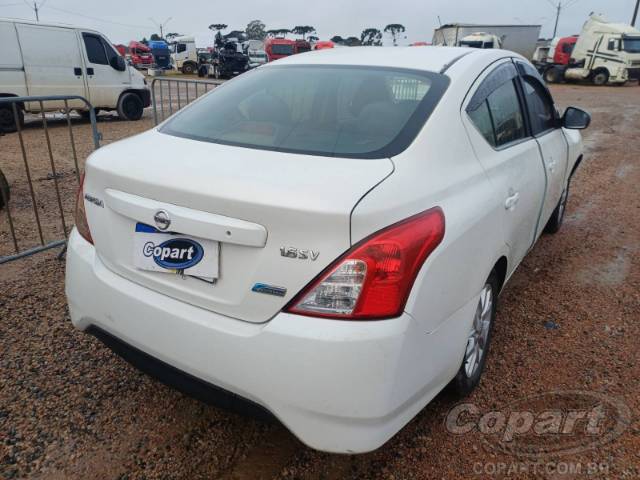 2018 NISSAN VERSA 