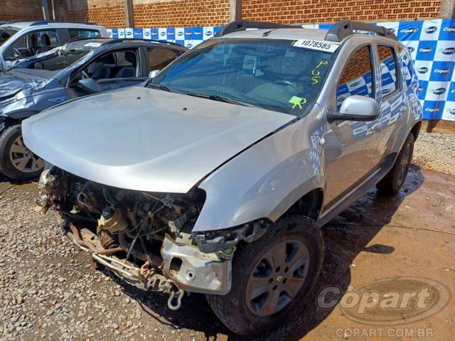2016 RENAULT DUSTER 