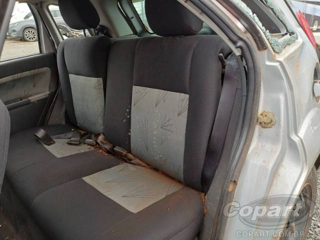 2008 FORD FIESTA 