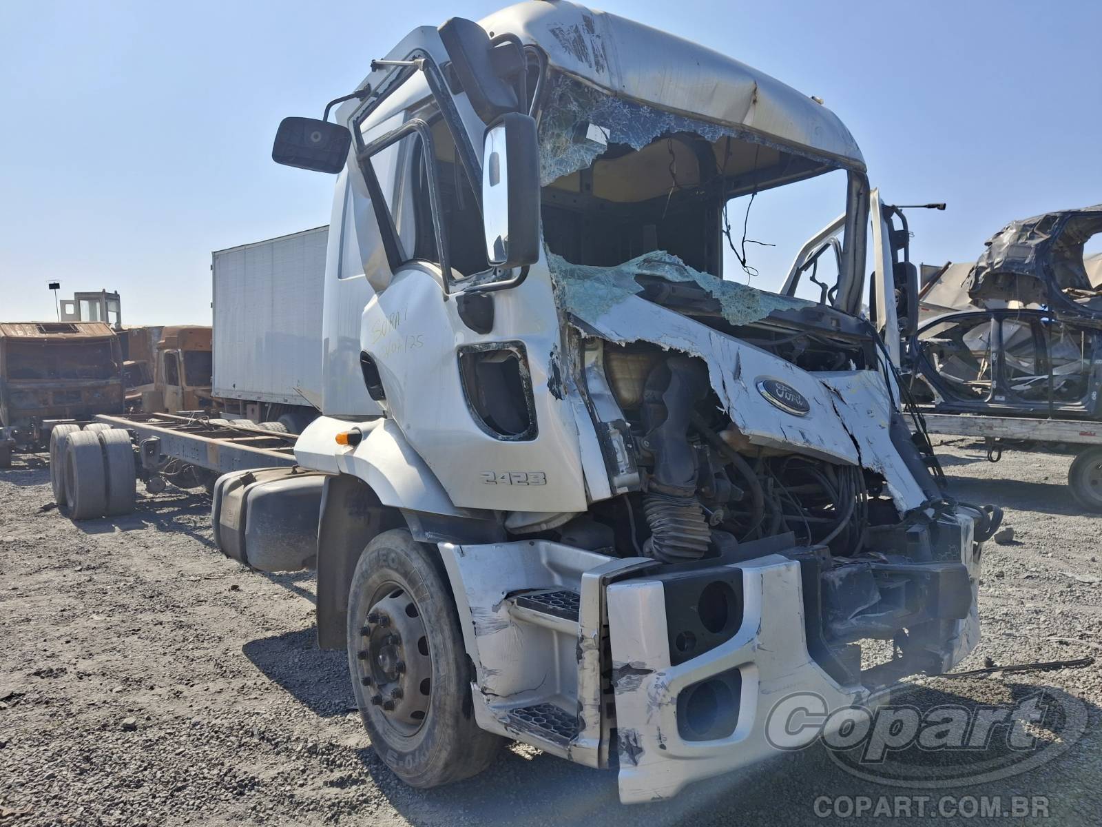 Veículo FORD Cargo Ford Cargo 2423 6.7 I6 Turbo 2015 2015 em leilão