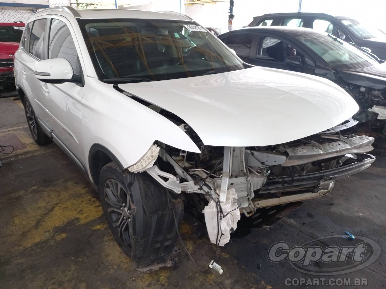 Veículo Mitsubishi Outlander Mitsubishi Outlander Comfort 2.0 16V MIVEC 2018 Colisão Média Monta 2018 em leilão