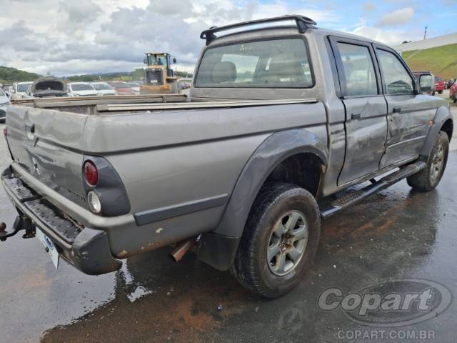 2011 MITSUBISHI L200 OUTDOOR CD 