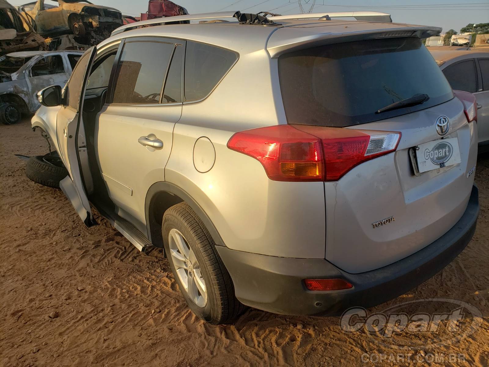2014 TOYOTA RAV4 — leilão em Goiânia/GO (foto 3)