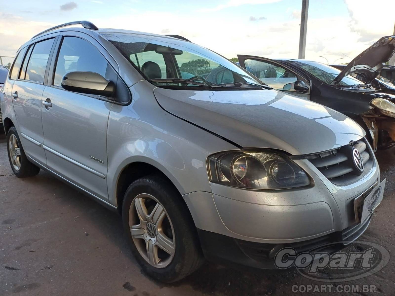 Veículo VW - VolksWagen Spacefox Volkswagen SpaceFox Sportline 1.6 Total Flex 2009 Colisão Média Monta 2009 em leilão
