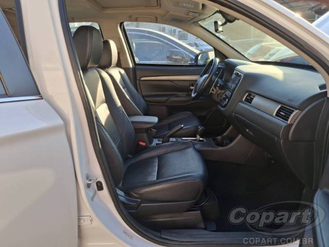 2014 MITSUBISHI OUTLANDER 