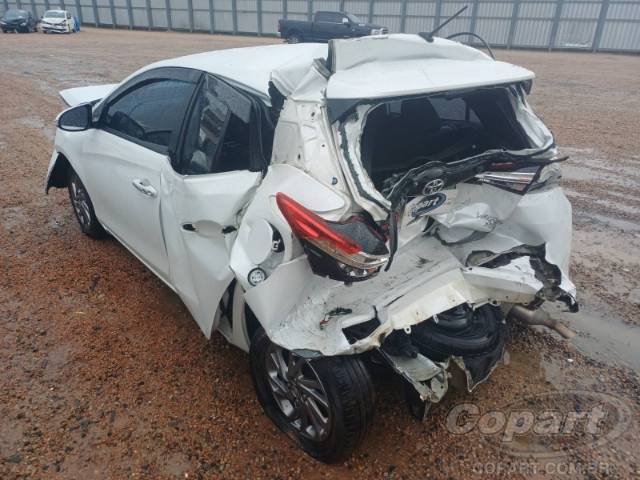 2023 TOYOTA YARIS 