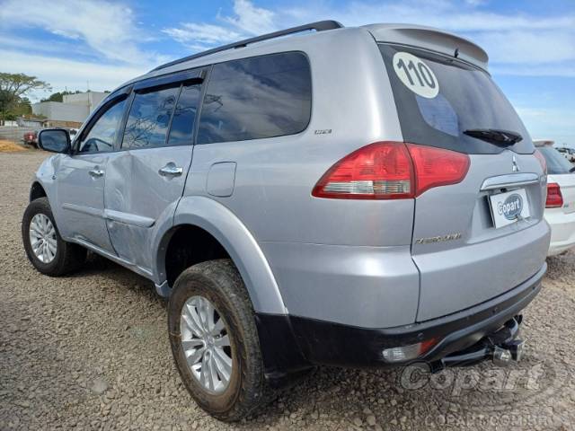 2015 MITSUBISHI PAJERO DAKAR 