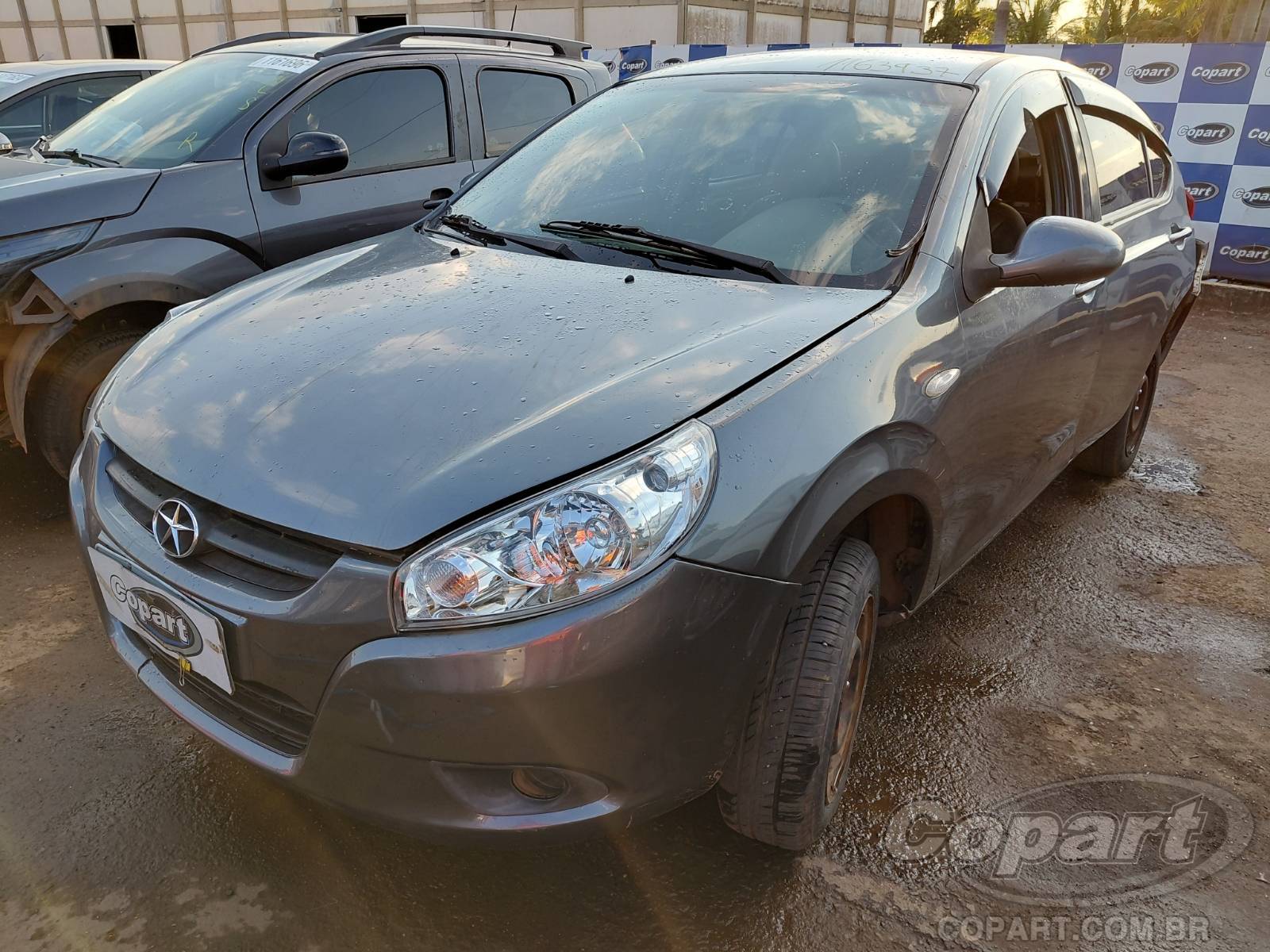 Foto 2: 2012 JAC J3 TURIN