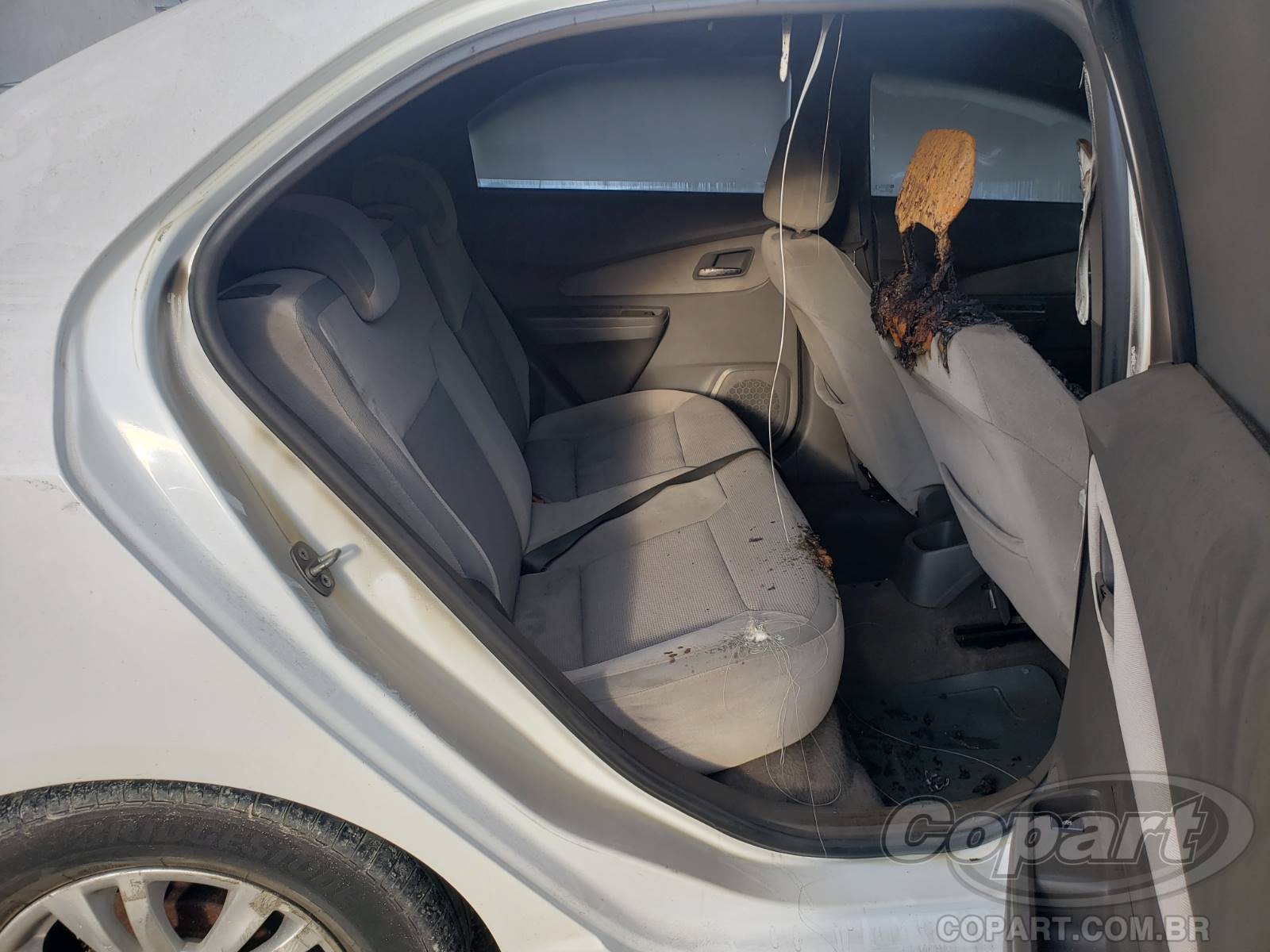 2013 CHEVROLET COBALT — leilão em Curitiba/PR (foto 6)