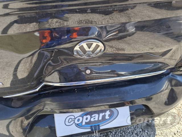 2010 VOLKSWAGEN VOYAGE 