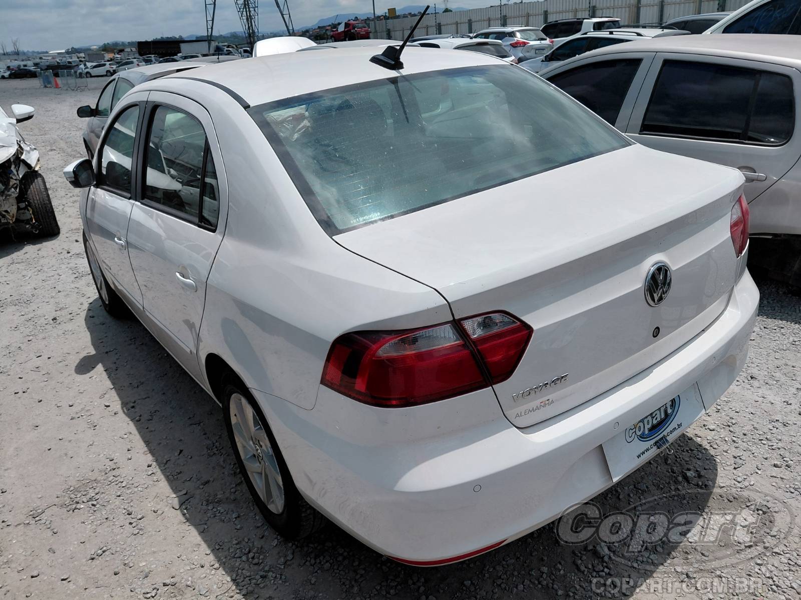 Foto 3: 2019 VOLKSWAGEN VOYAGE