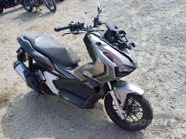 2023 HONDA ADV 