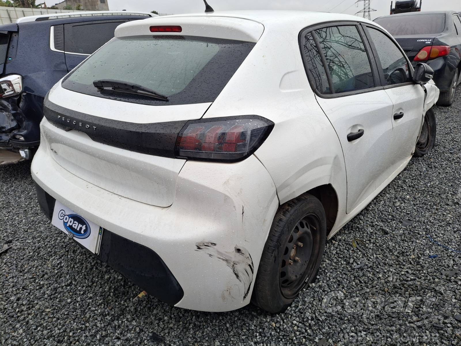 Foto 4: 2023 PEUGEOT 208