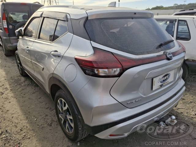 2024 NISSAN KICKS 