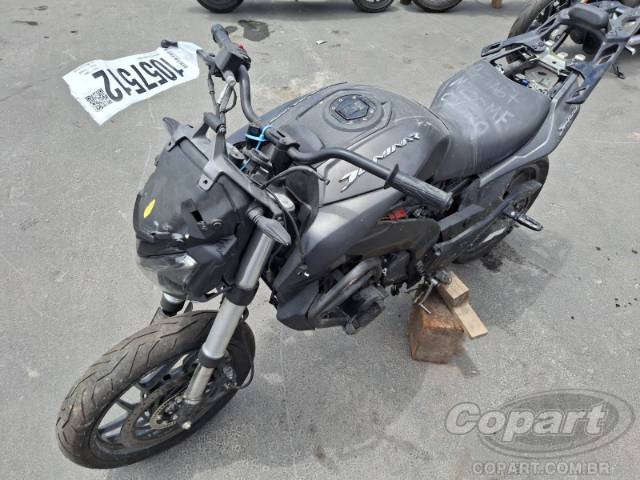 2025 BAJAJ DOMINAR 