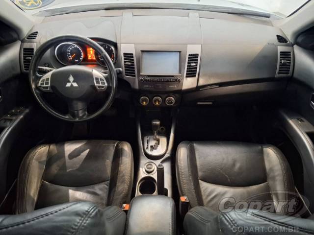 2010 MITSUBISHI OUTLANDER 