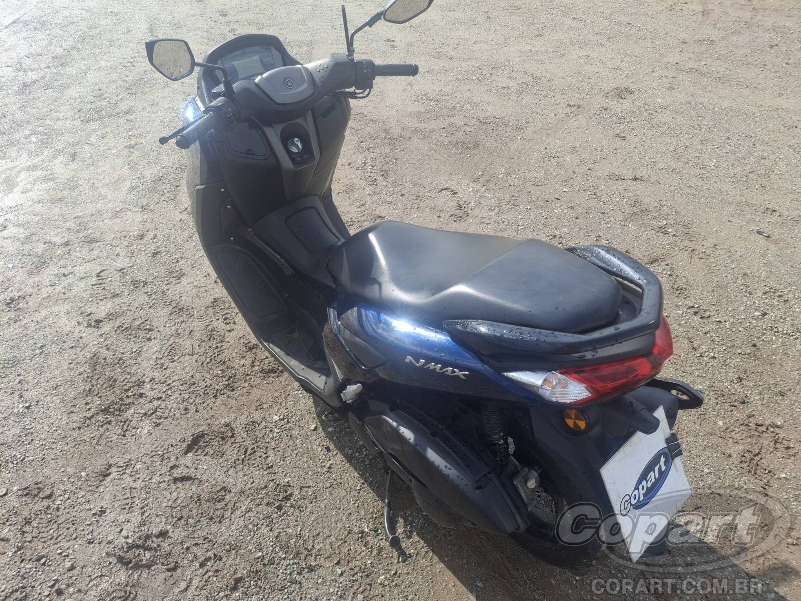 2021 YAMAHA NMAX — foto 3 de 10