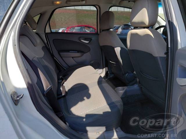 2016 FIAT GRAND SIENA 