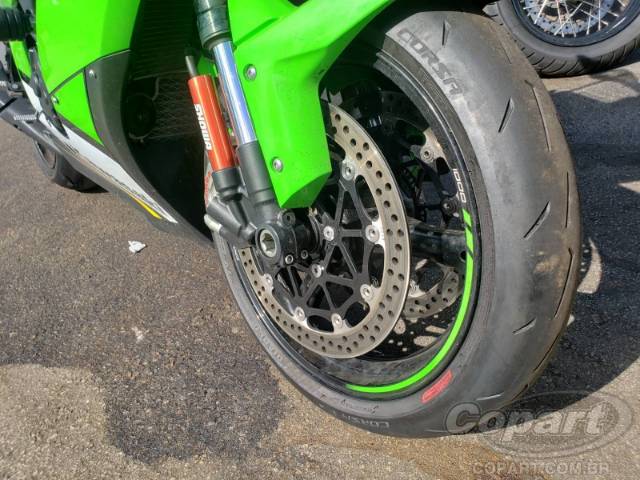 2025 KAWASAKI NINJA ZX-10R 