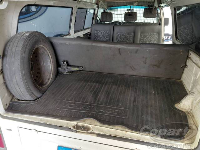 2013 VOLKSWAGEN KOMBI 