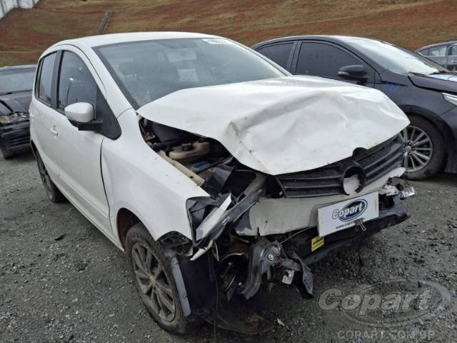 2014 VOLKSWAGEN FOX 