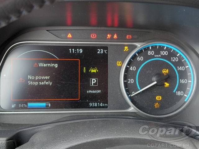 2022 NISSAN LEAF 