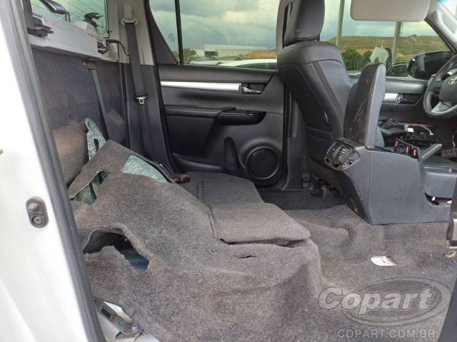 2017 TOYOTA HILUX CD 