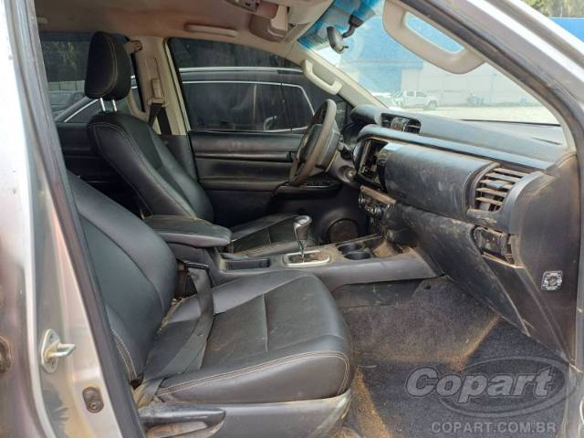 2017 TOYOTA HILUX CD 