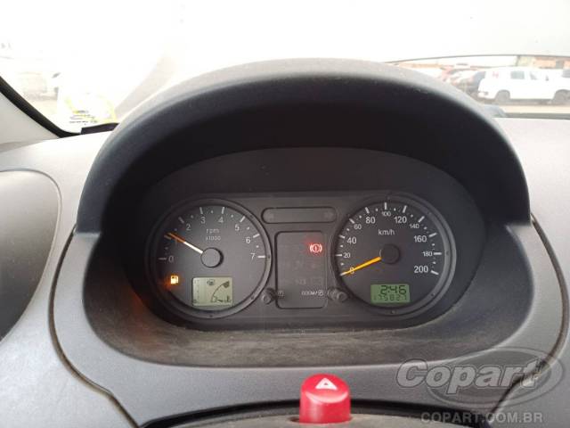 2004 FORD FIESTA 