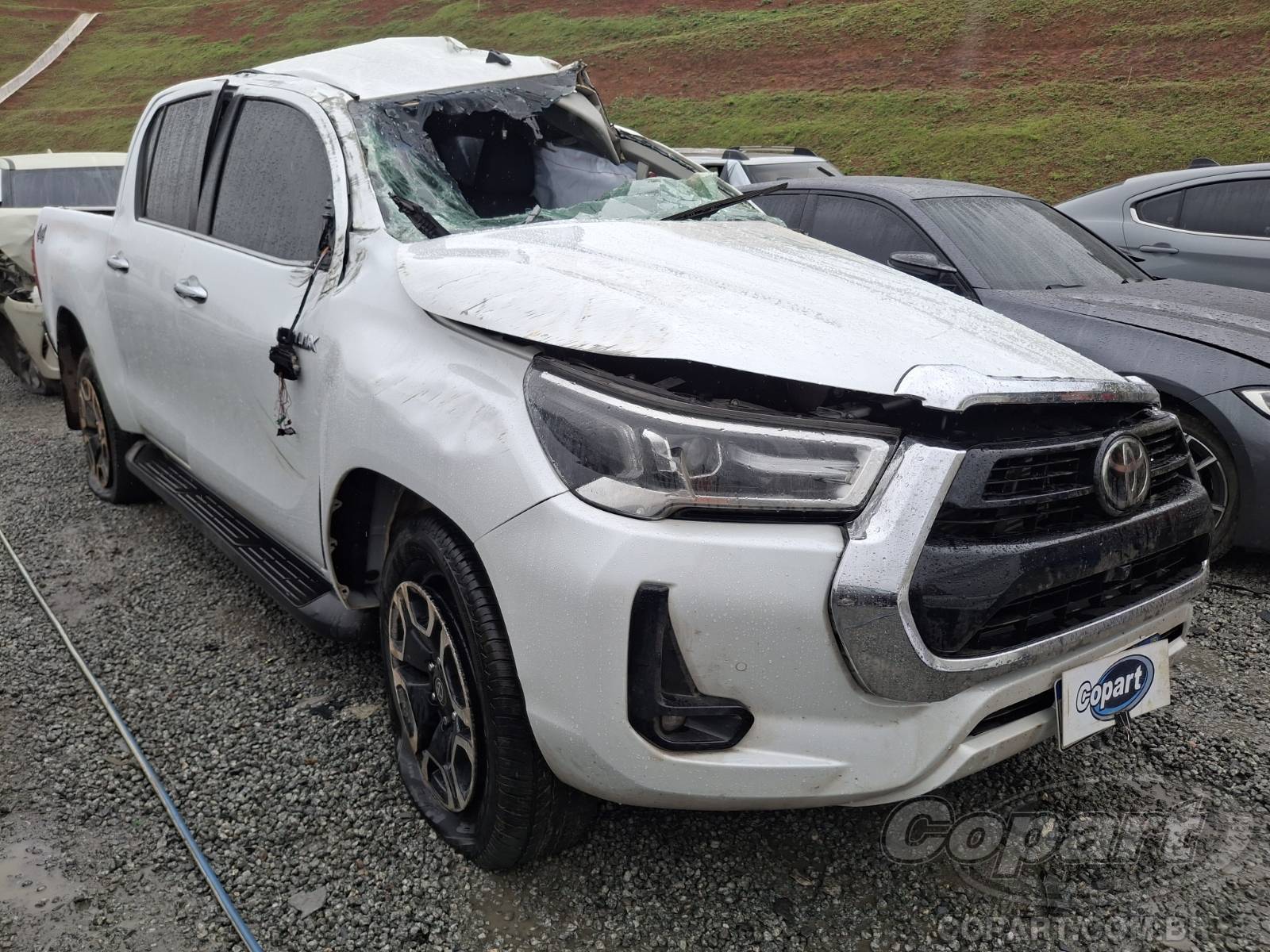 2025 TOYOTA HILUX CD — leilão em Itaquaquecetuba/SP