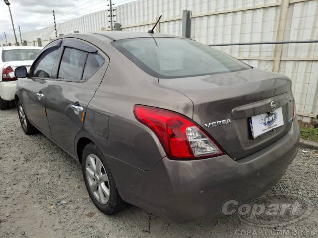 2013 NISSAN VERSA 