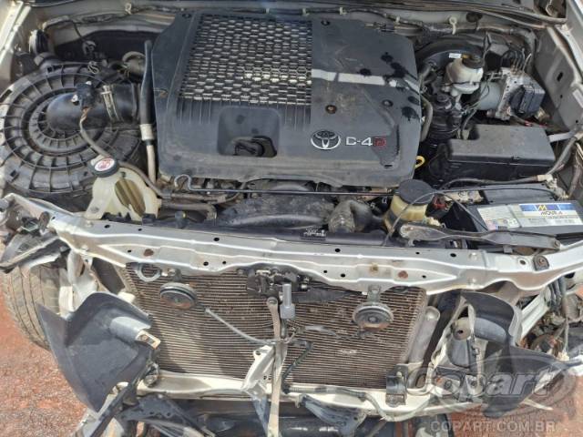 2014 TOYOTA HILUX SW4 