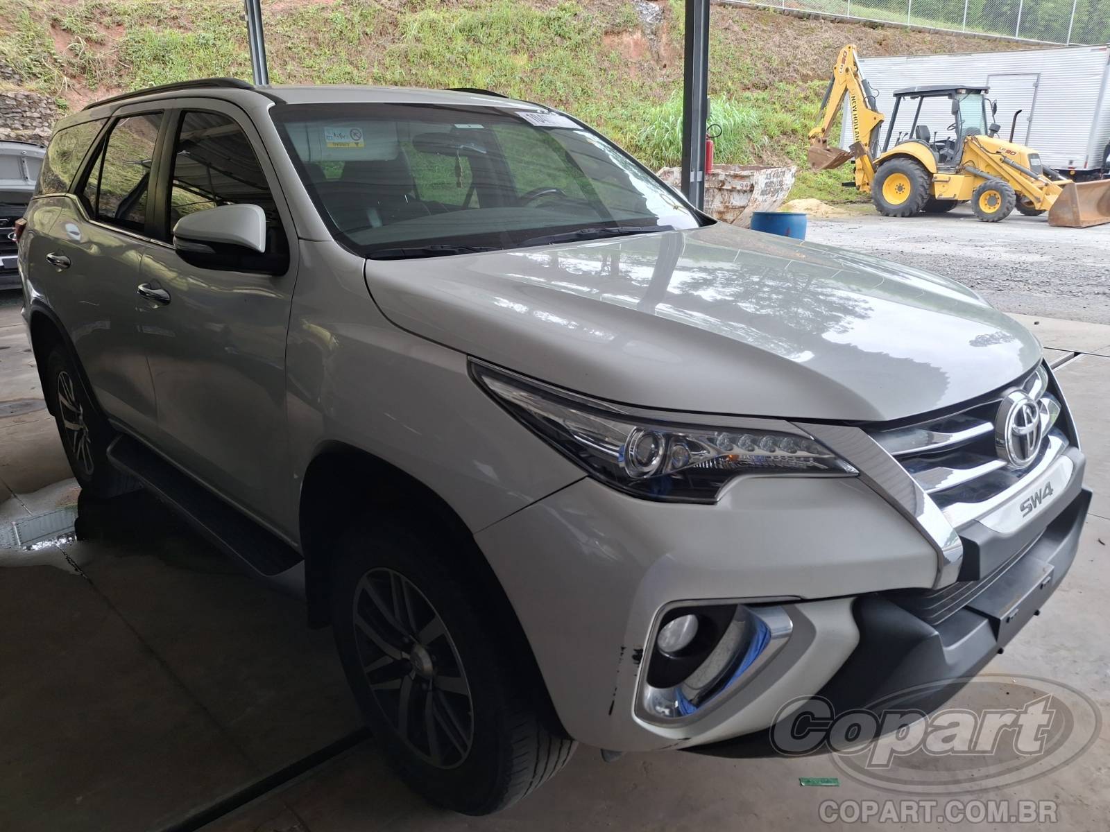 Veículo Toyota Hilux SW4 Toyota Hilux SW4 SRX 2.8 D-4D Turbo 2017 2017 em leilão