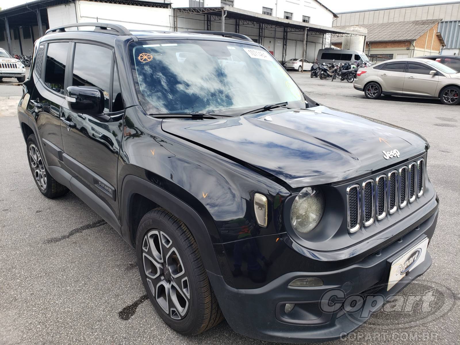 Veículo Fiat Renegade Jeep Renegade Longitude 1.8 16V E.TorQ Evo 2018 em leilão