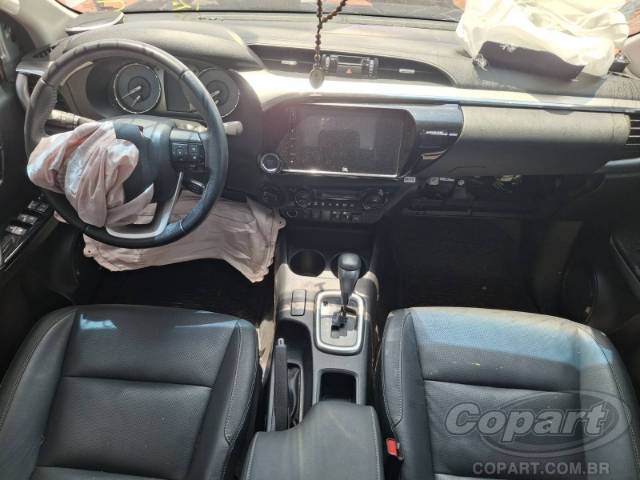 2025 TOYOTA HILUX CD 