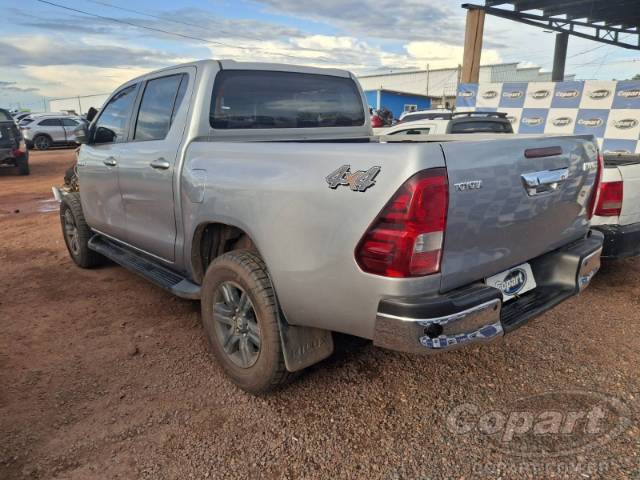 2024 TOYOTA HILUX CD 