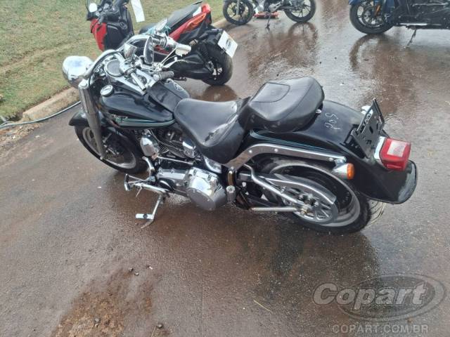 2010 HARLEY DAVIDSON SOFTAIL 