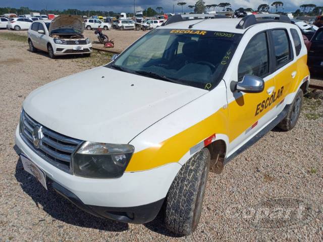 2015 RENAULT DUSTER 