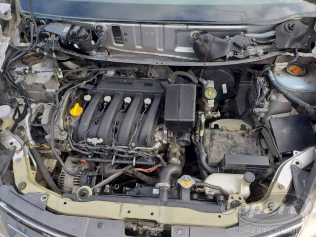 2011 NISSAN LIVINA 