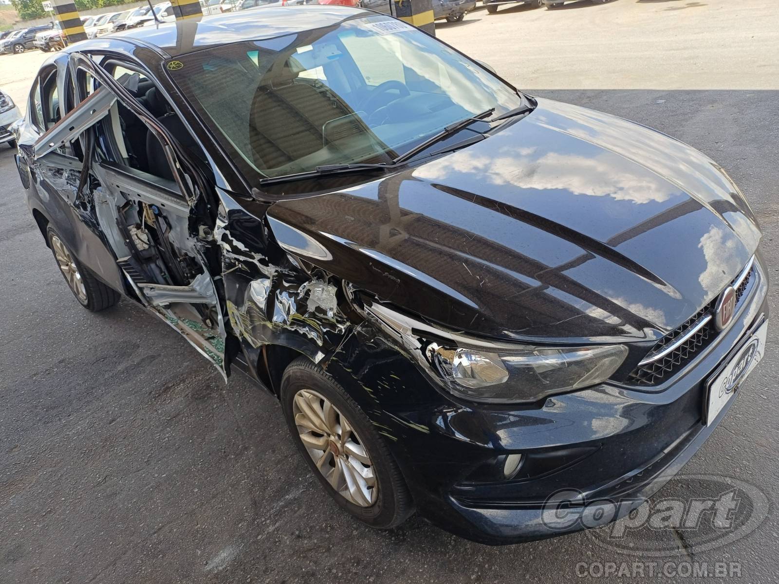 Veículo Fiat Cronos 2019 FIAT CRONOS Drive 1.3 Firefly 2019 em leilão