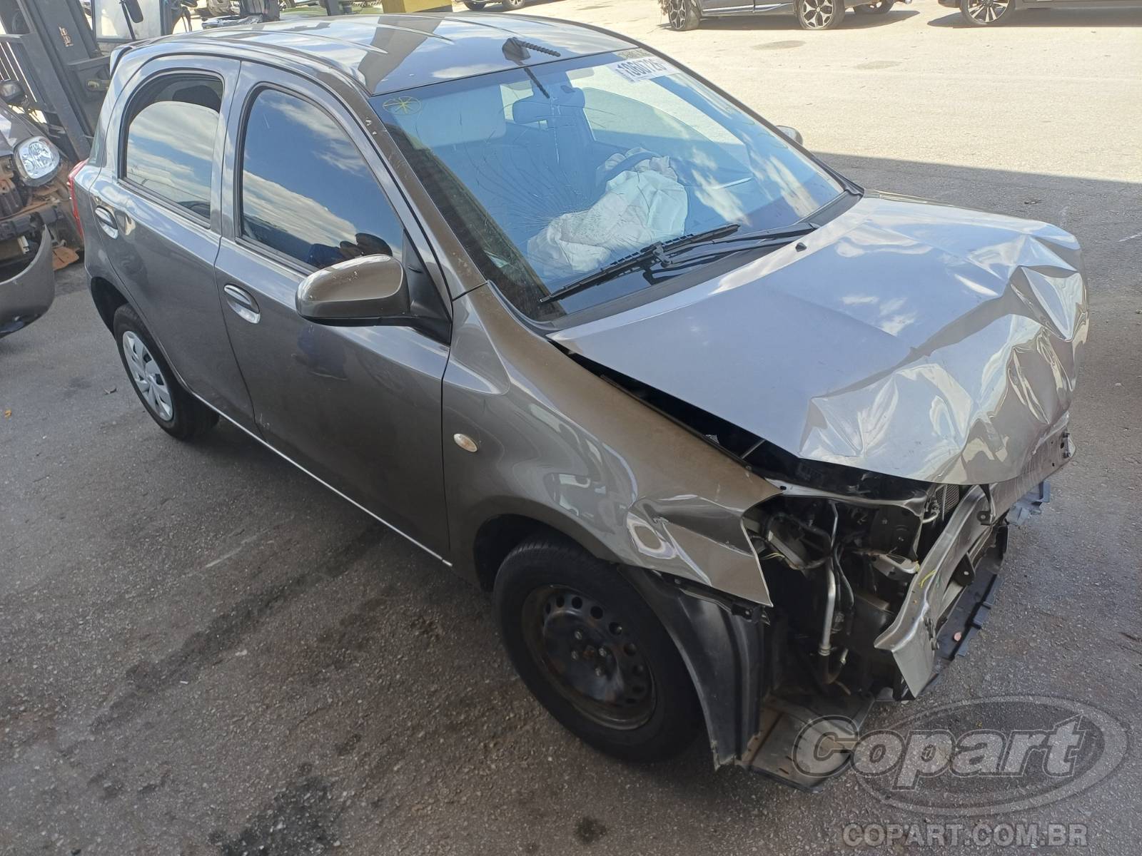 TOYOTA ETIOS 2018