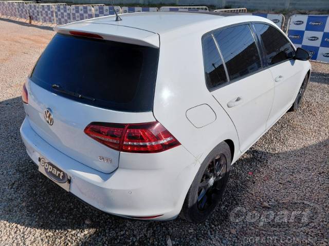 2014 VOLKSWAGEN GOLF 