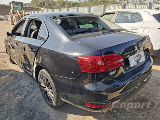2011 VOLKSWAGEN JETTA 